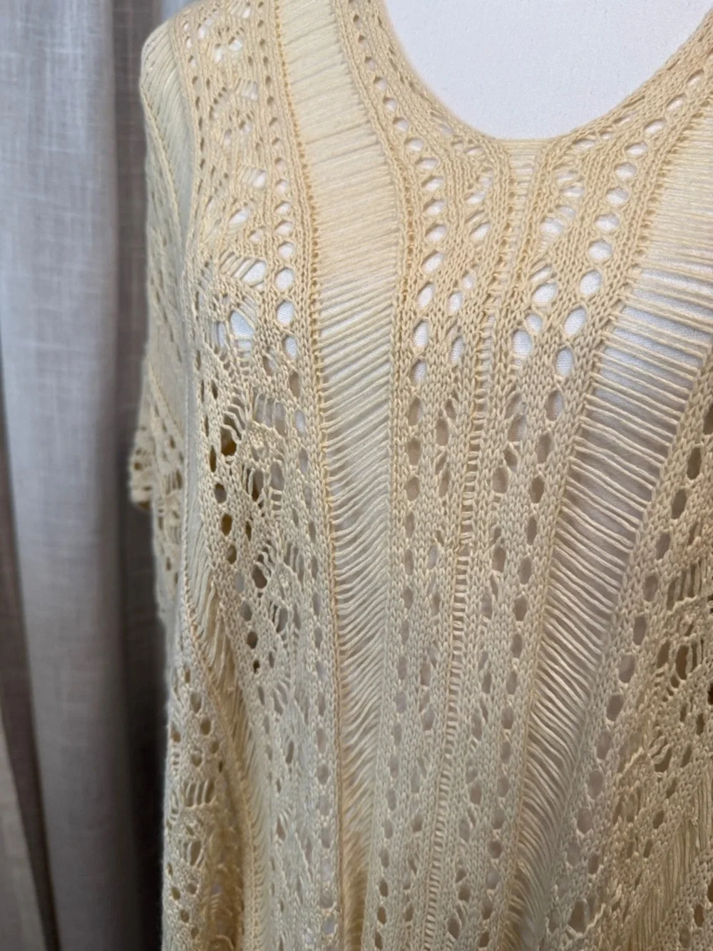 Boho Crochet Knit Poncho Top Cream Lace Open Weave Tie Side Flowy OS
